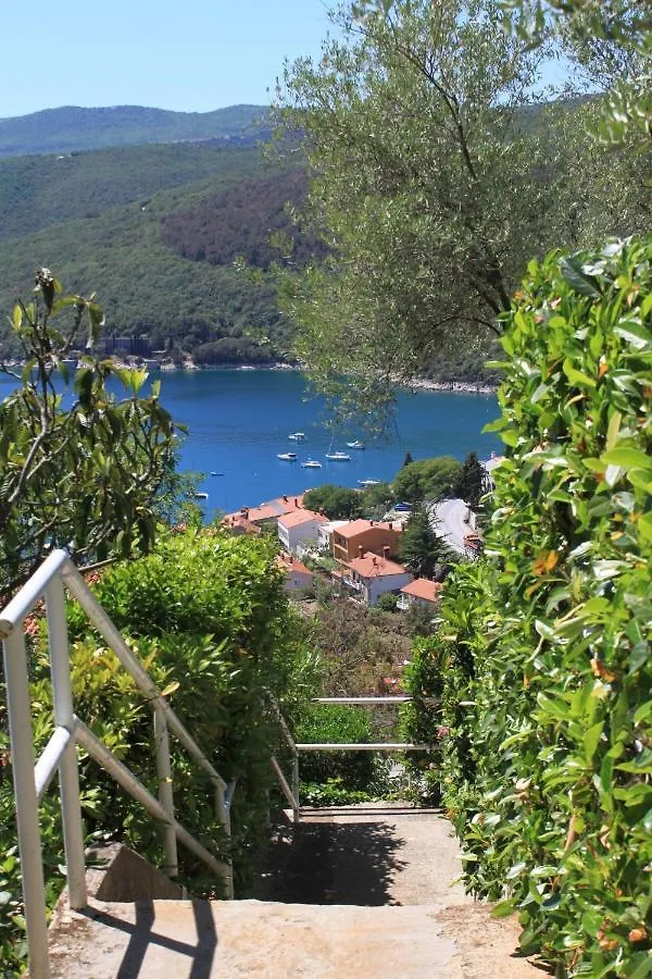 Apartments With A Parking Space Rabac, Labin - 7622 0*, Rabac Chorvatsko